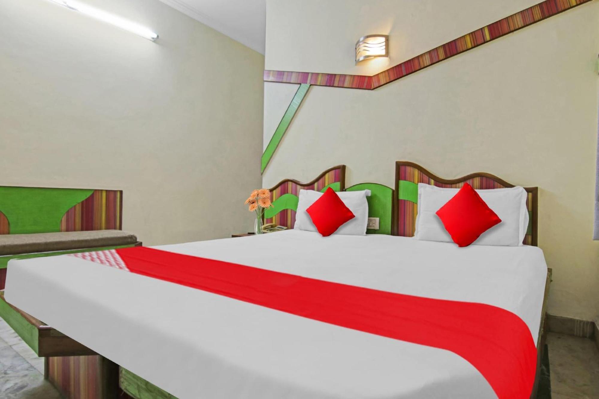 Hotel O Rak International New Delhi Extérieur photo