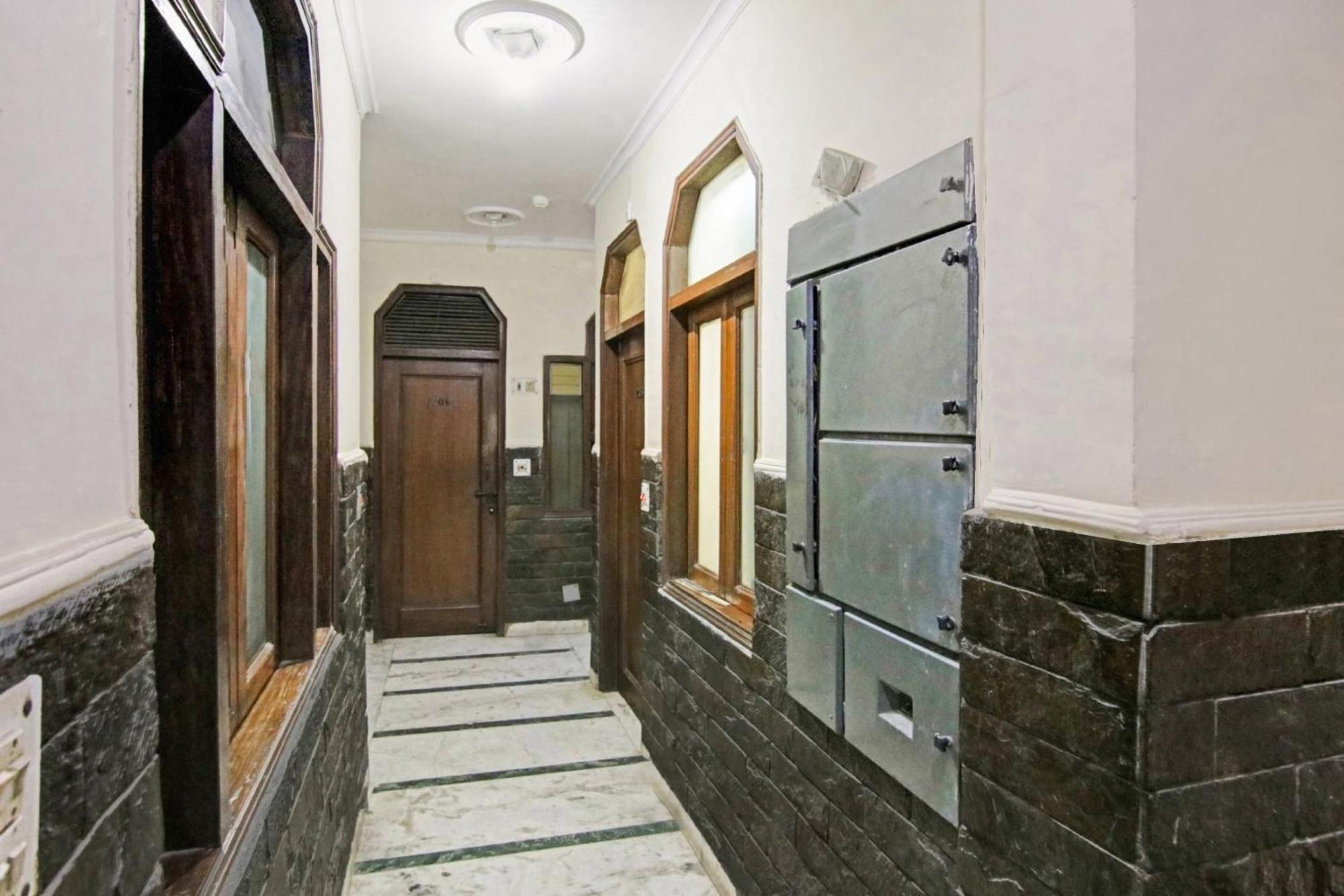 Hotel O Rak International New Delhi Extérieur photo
