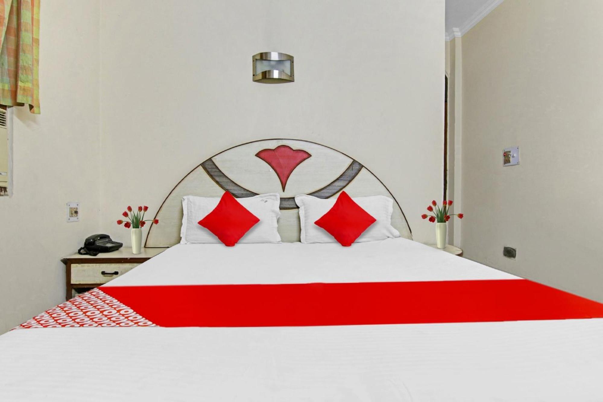 Hotel O Rak International New Delhi Extérieur photo